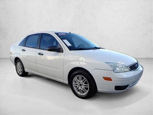 2005 Ford Focus ZX4 SE