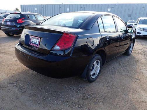 2003 Saturn Ion 1