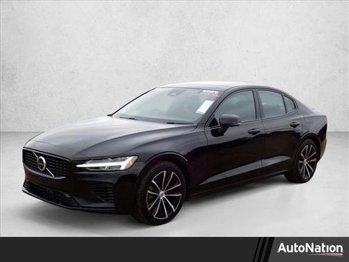 Black Stone 2023 Volvo S60 Recharge Plug-In Hybrid T8 Plus Dark Theme