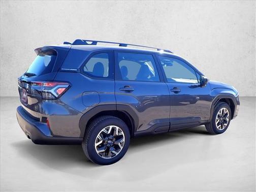 2025 Subaru Forester Base