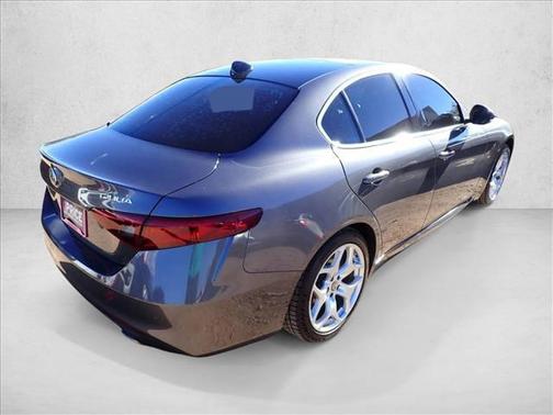 2018 Alfa Romeo Giulia Ti