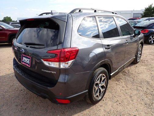 2022 Subaru Forester Premium