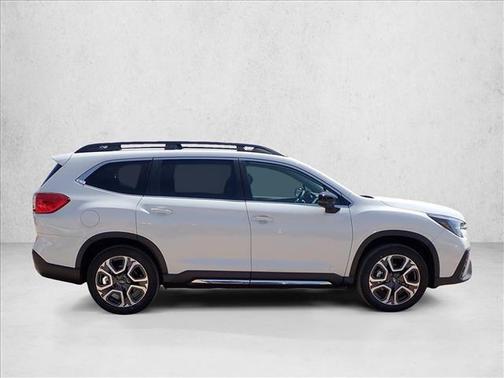 Crystal White Pearl 2026 Subaru Ascent Limited 7-Passenger