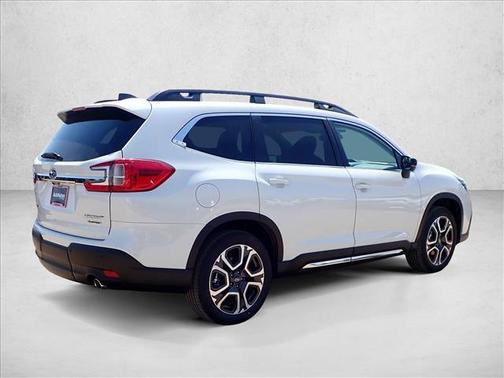 Crystal White Pearl 2026 Subaru Ascent Limited 7-Passenger