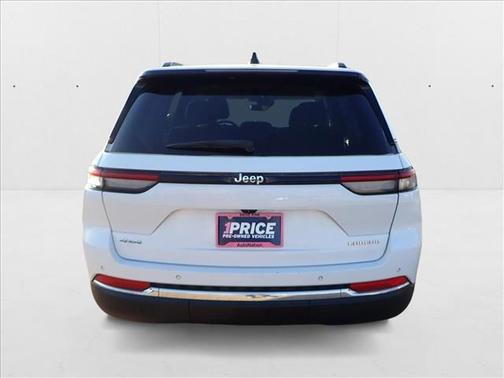 2023 Jeep Grand Cherokee Laredo