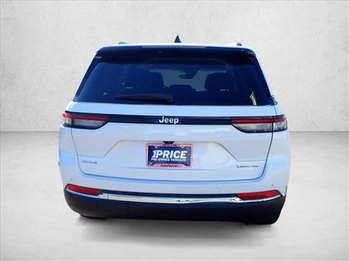 2023 Jeep Grand Cherokee Laredo