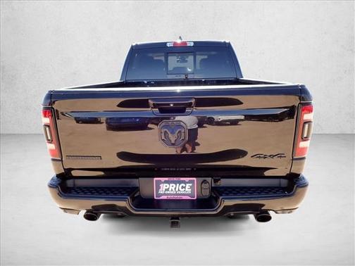 Diamond Black Crystal Pearlcoat 2019 RAM 1500 Big Horn