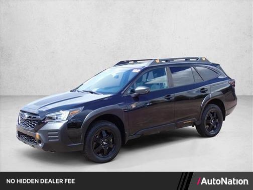 Crystal Black Silica 2022 Subaru Outback Wilderness