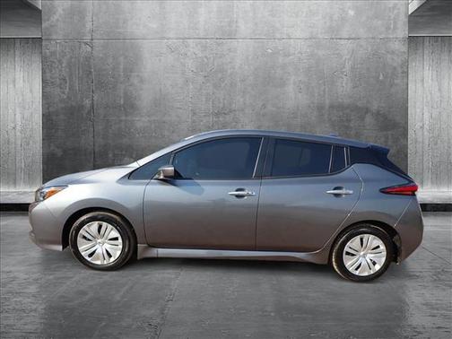 2022 Nissan Leaf S 40 kWh