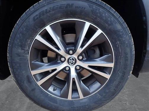 2019 Toyota Highlander LE Plus