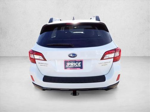 Crystal White Pearl 2016 Subaru Outback 3.6R Limited