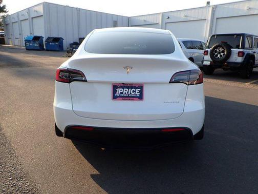 2023 Tesla Model Y Long Range Dual Motor All-Wheel Drive