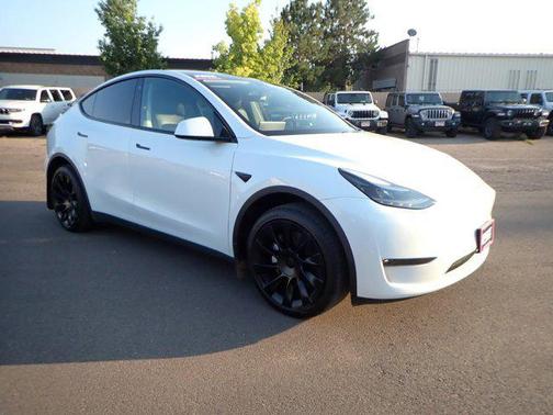 2023 Tesla Model Y Long Range Dual Motor All-Wheel Drive