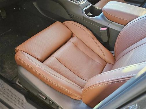 2025 Subaru Outback Touring