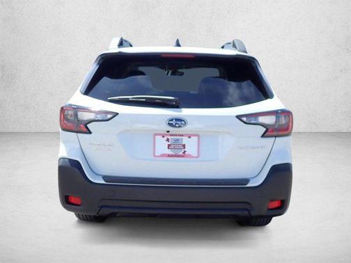 Crystal White Pearl 2025 Subaru Outback Premium