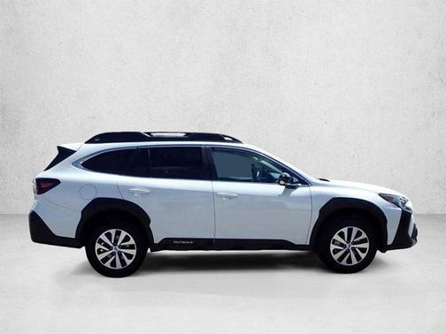 Crystal White Pearl 2025 Subaru Outback Premium