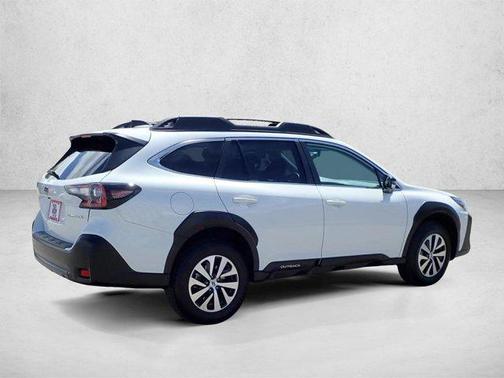 Crystal White Pearl 2025 Subaru Outback Premium