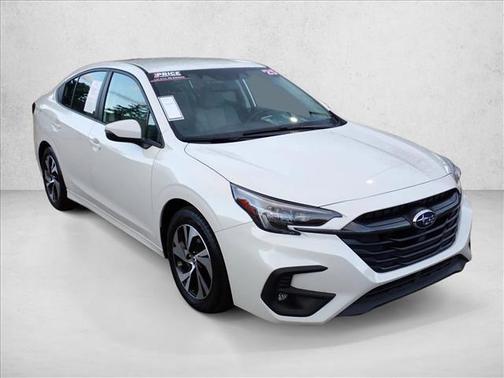 Crystal White Pearl 2025 Subaru Legacy Premium