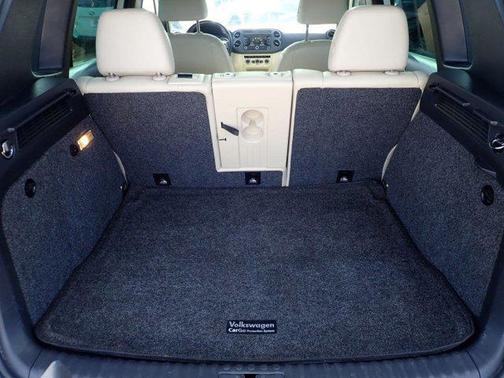 2014 Volkswagen Tiguan Auto R-Line