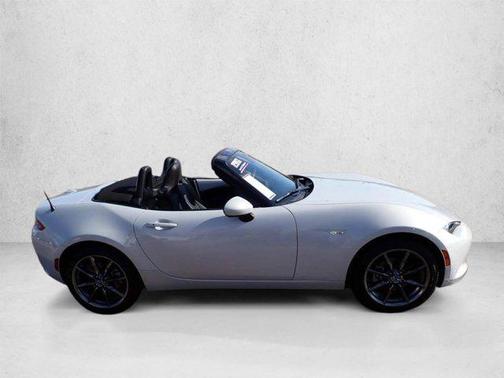 Ceramic Metallic 2019 Mazda MX-5 Miata Grand Touring