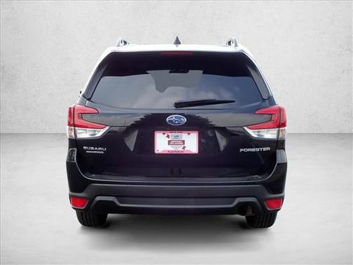 Crystal Black Silica 2023 Subaru Forester Premium