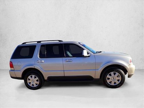 2004 Lincoln Aviator Luxury