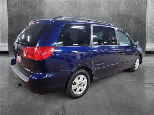 2007 Toyota Sienna LE