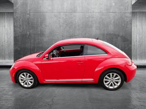 2013 Volkswagen Beetle 2.0L TDI