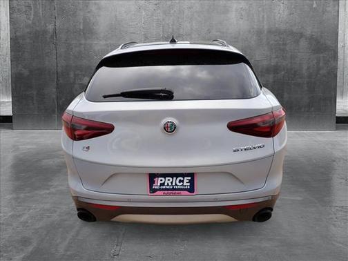 2022 Alfa Romeo Stelvio Ti