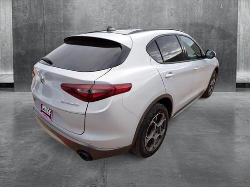 2022 Alfa Romeo Stelvio Ti