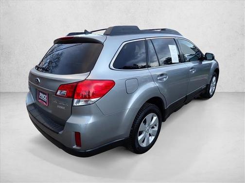 Steel Silver Metallic 2011 Subaru Outback 2.5 i Limited