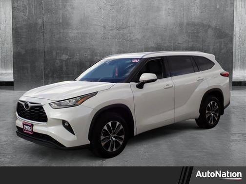 2020 Toyota Highlander XLE