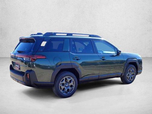Deep Emerald Green Pearl 2026 Subaru Outback Premium