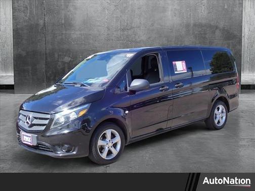 2017 Mercedes-Benz Metris Base