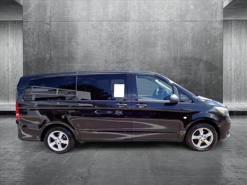 2017 Mercedes-Benz Metris Base