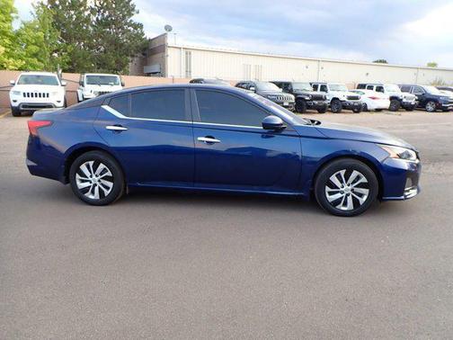 2023 Nissan Altima S FWD