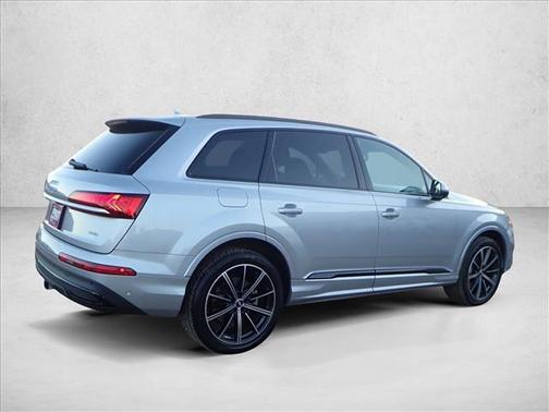 2020 Audi Q7 55 Premium Plus