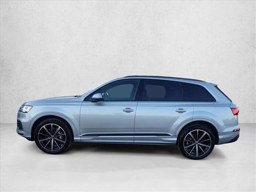 2020 Audi Q7 55 Premium Plus