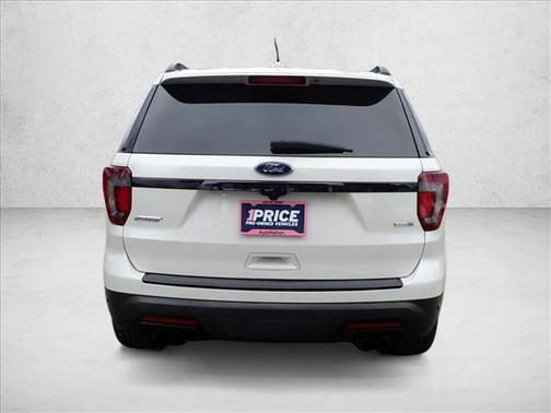 White Platinum Metallic Tri-Coat 2018 Ford Explorer Sport