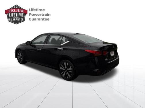 2022 Nissan Altima 2.5 SL