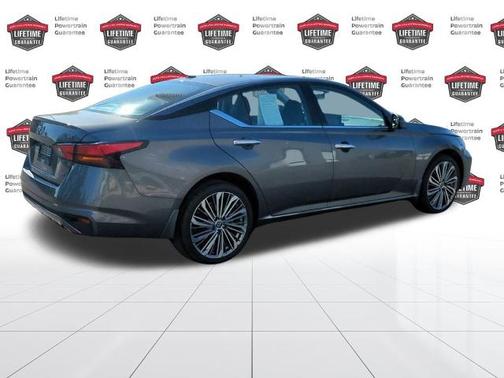 2024 Nissan Altima 2.5 SL