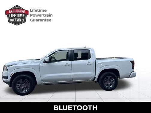Glacier White 2025 Nissan Frontier SV