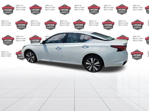 2022 Nissan Altima 2.5 SL