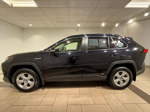 2020 Toyota RAV4 Hybrid XLE