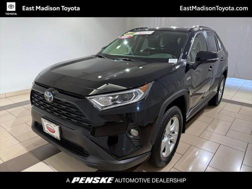 2020 Toyota RAV4 Hybrid XLE