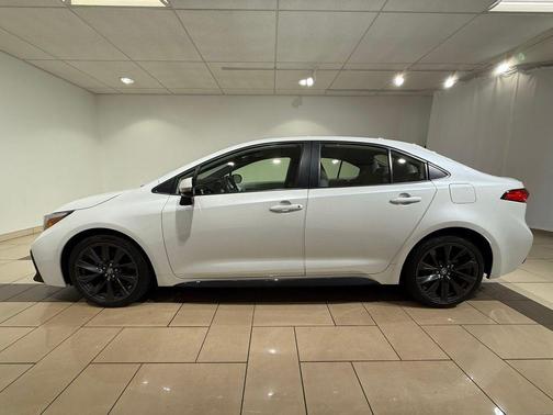 2024 Toyota Corolla Hybrid SE