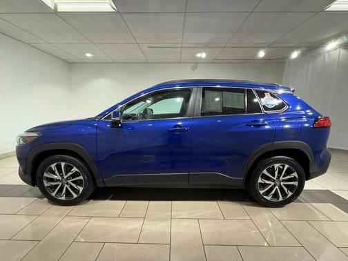 2023 Toyota Corolla Cross XLE
