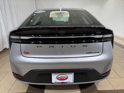 2024 Toyota Prius Prime SE