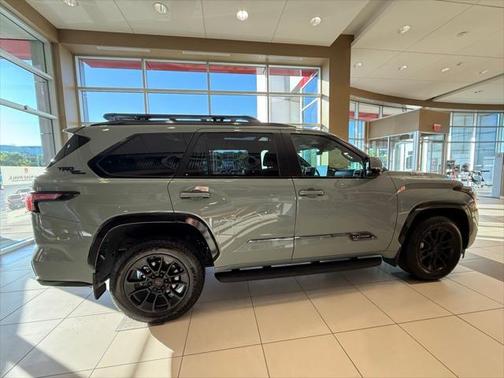 2025 Toyota Sequoia Platinum