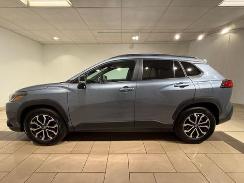 Celestite 2025 Toyota Corolla Hybrid SE